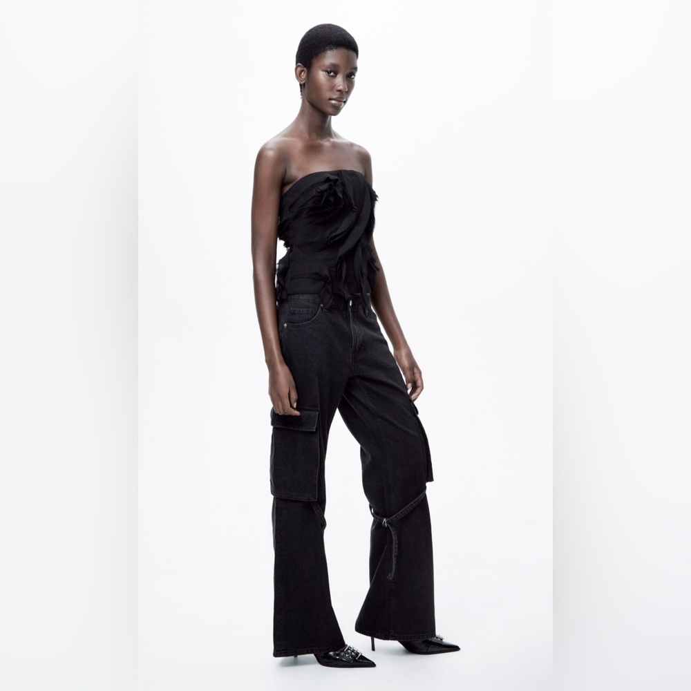 ⭐️ Zara black cargo style jeans, size US 12 / EUR 44